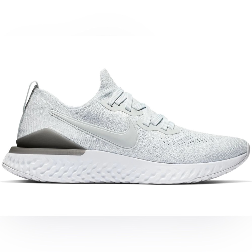 W NIKE EPIC REACT FLYKNIT 2 size 8